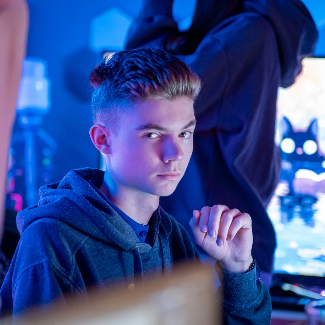 Uczeń podczas zajęć technologicznych w IT-Club.Academy